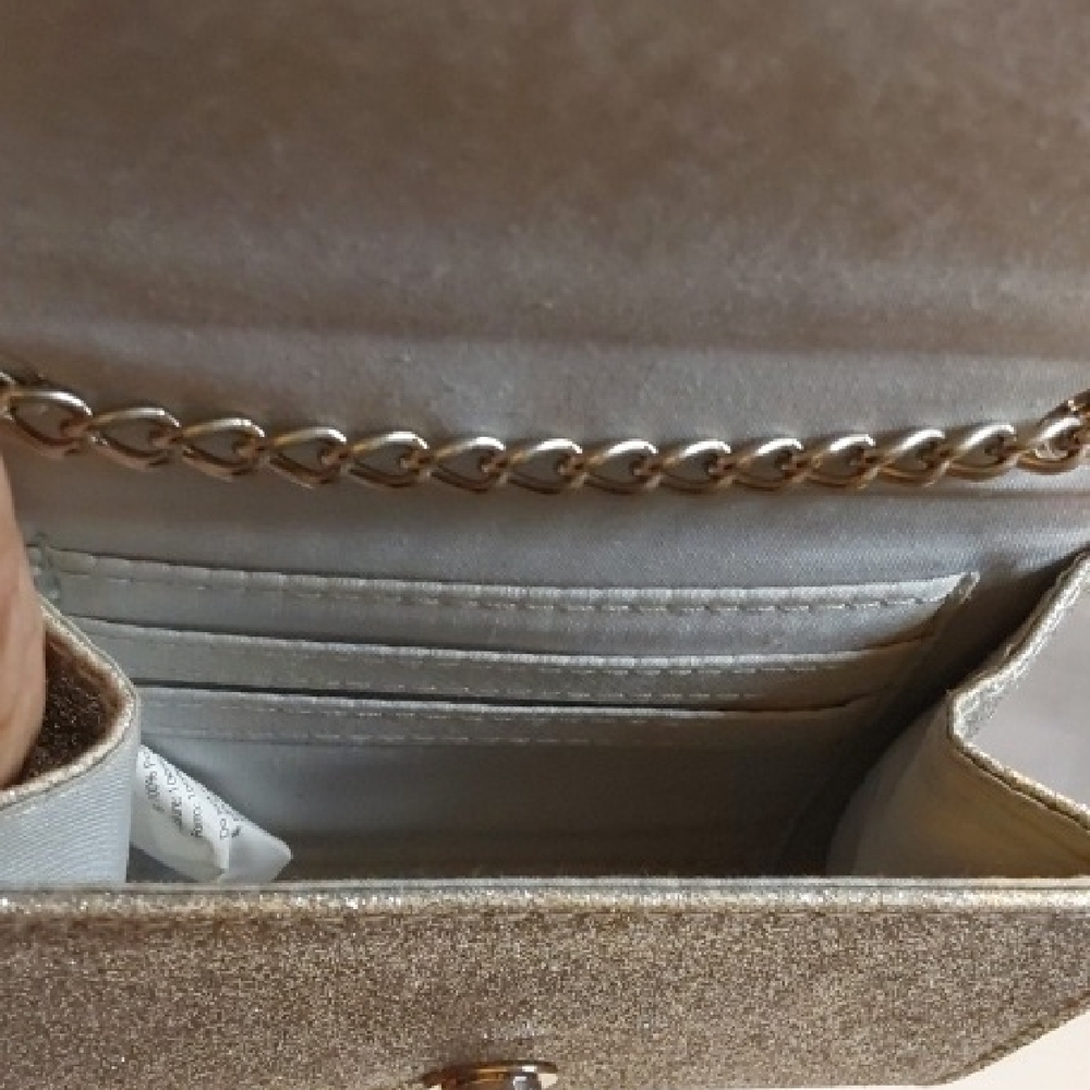 Elegant Silver Glitter Clutch Bag - Picture 7 of 8
